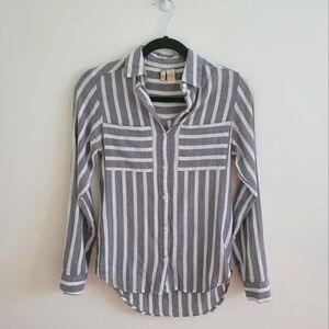 3/$25 Japna Gray & White Striped Button Down Shirt